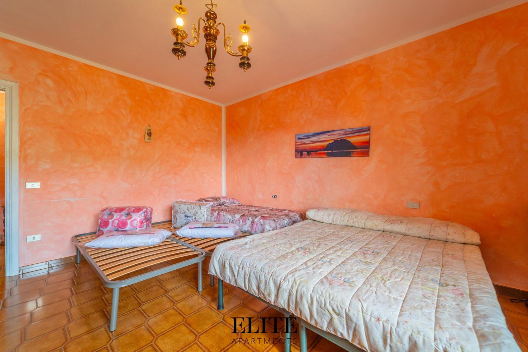 B&B My Home Al Centro Di 奧爾比亞 外观 照片