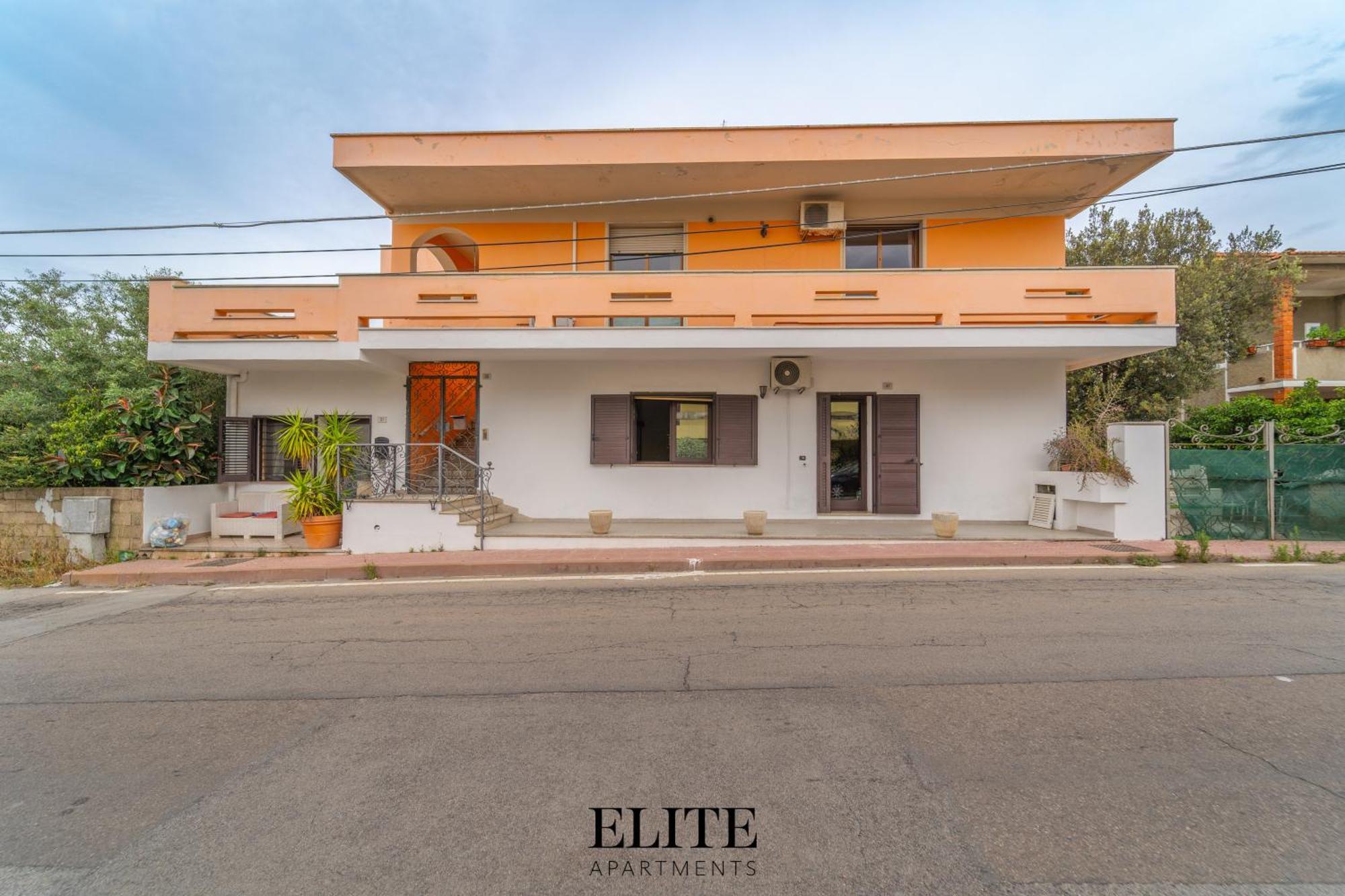 B&B My Home Al Centro Di 奧爾比亞 外观 照片